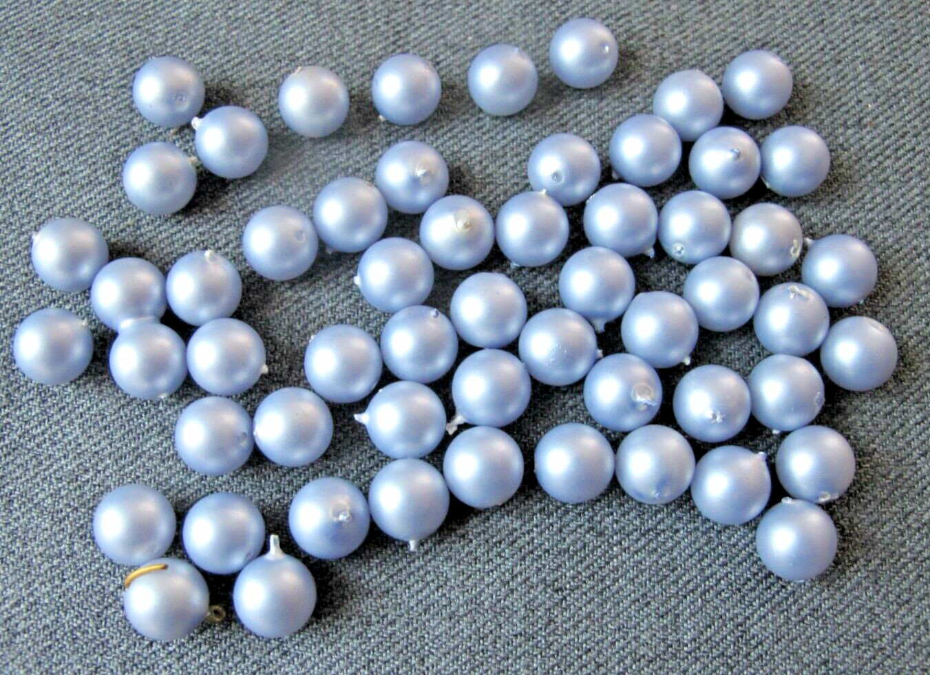 Vintage pearly lavender loose beads for jewelry making  unused  9547u