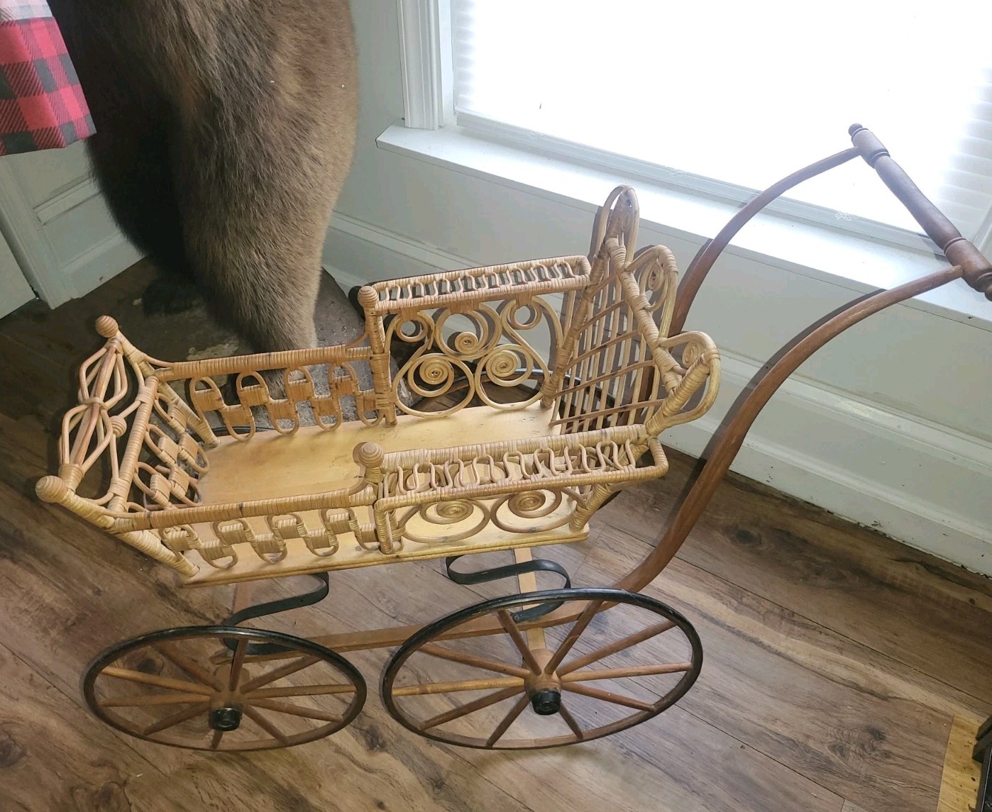 Antique Victorian Wicker Rattan Baby Carriage Buggy - Doll Display