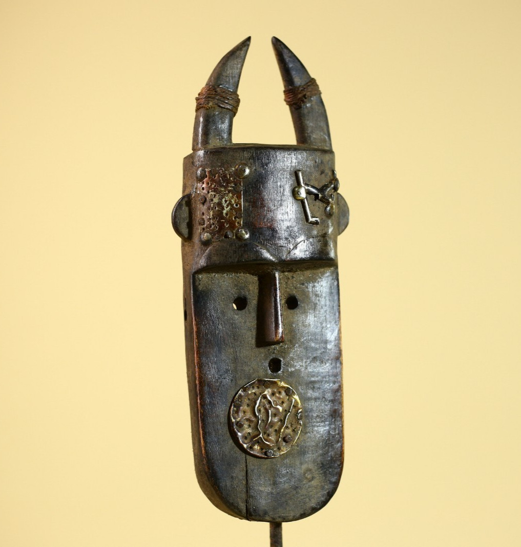 African Horned Mask Hand Carved Wood Sculpture Display-G5857