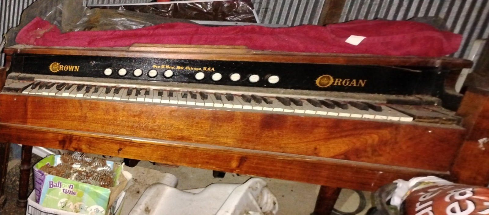 Crown Pump Organ 1800’s , fairly good condition , needs foot pedals , very good 