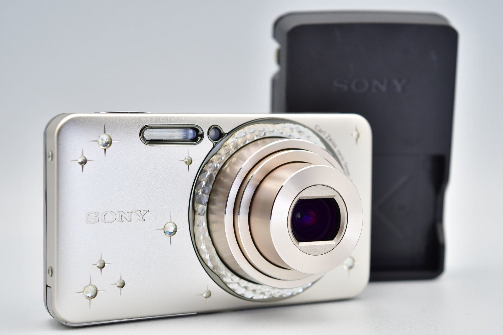 ⏯️[Near Mint] SONY Cyber-shot DSC-W570D Silver Digital camera Japanese Only