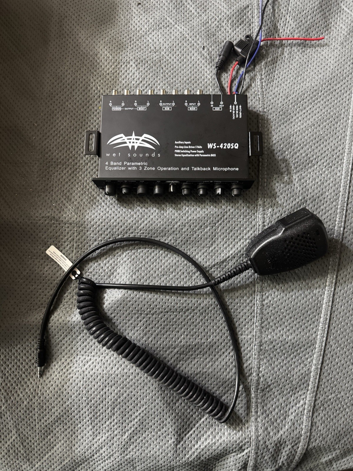 Wet Sounds 4 Band EQ w/ 3 zone control, talk back mic, AUX input Used Ws-420sq