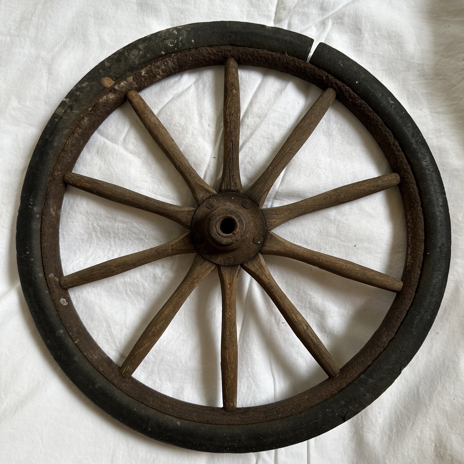 Antique Vintage Primitive Spoke Wooden Wagon Carriage Cart Wheel Metal Rim 14"