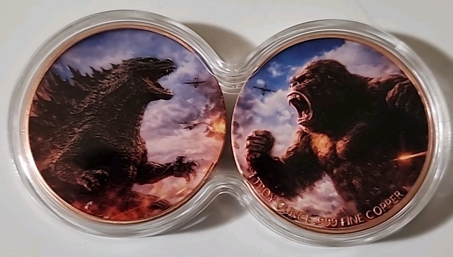 Godzilla and King Kong 2 Coin Set
