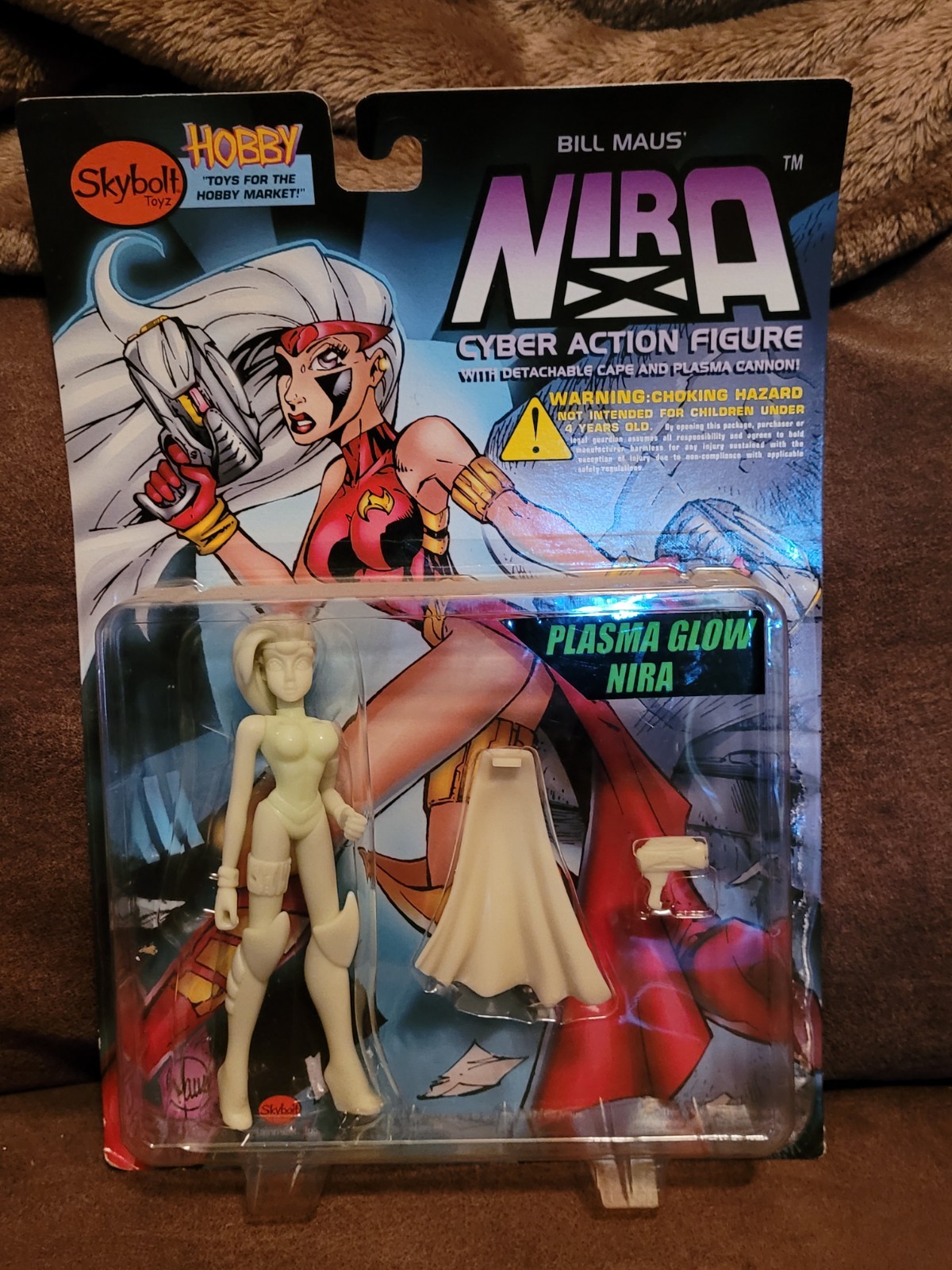 Skybolt Toyz Nira X Plasma Glow Figure - Detachable Cape, Plasma Cannon