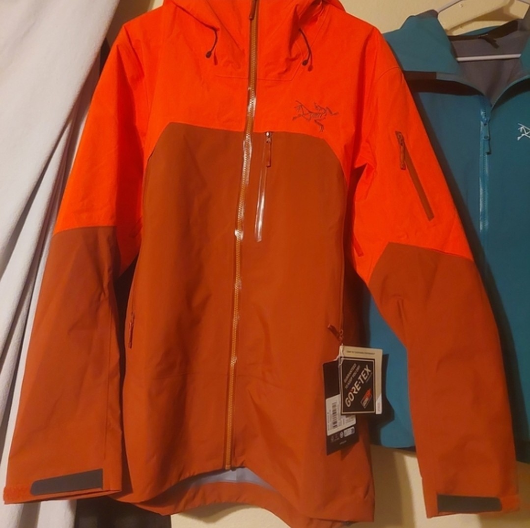 Arc'teryx Rush - Goretex Backcountry Ski Jacket - Brand New - Mens Medium