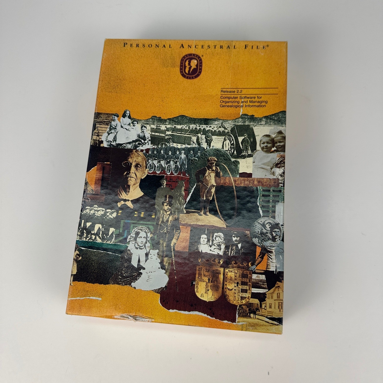 Personal Ancestral File Release 2.2 Computer Software for Genealogy MS DOS