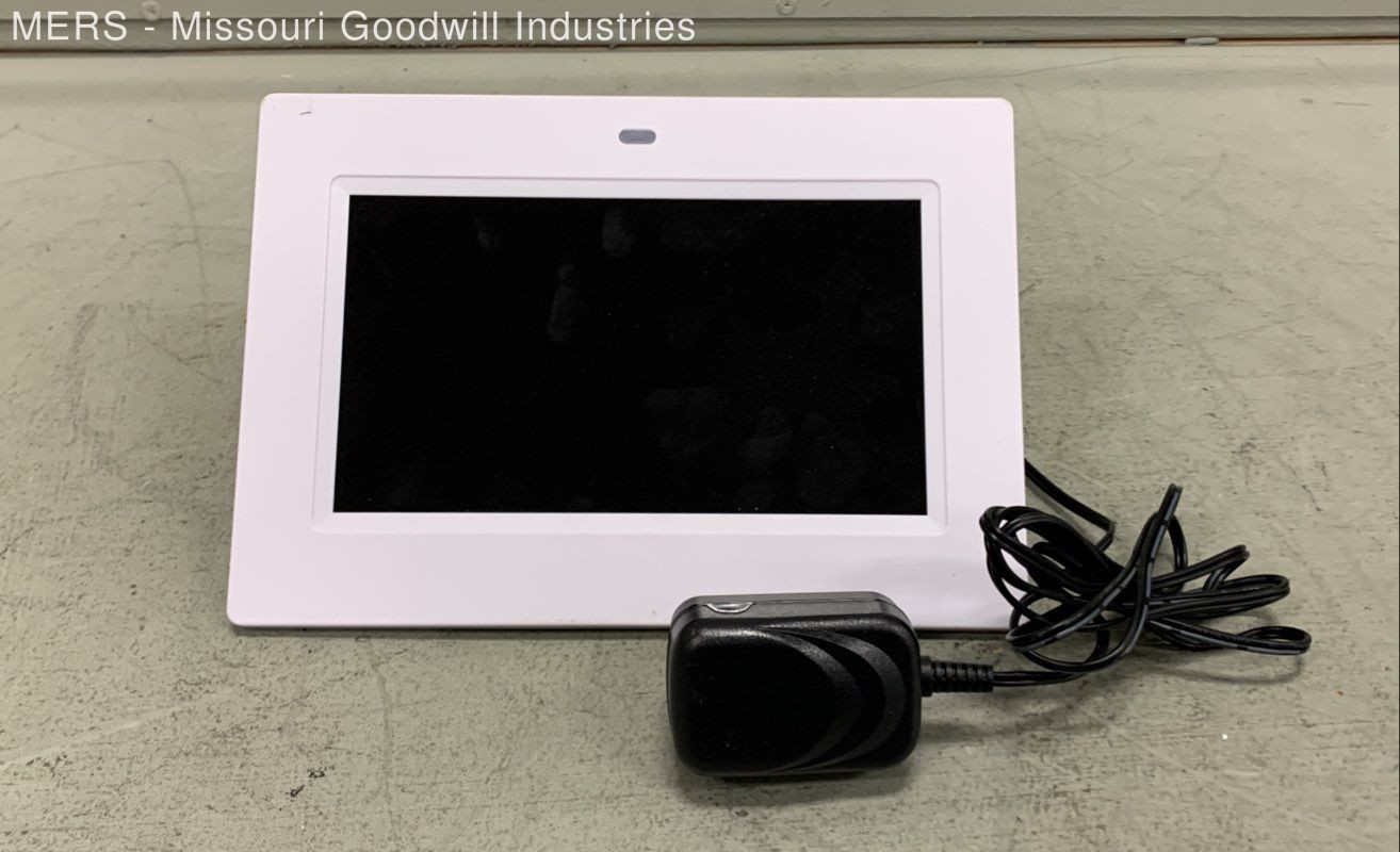 6in White Digital Photo Frame