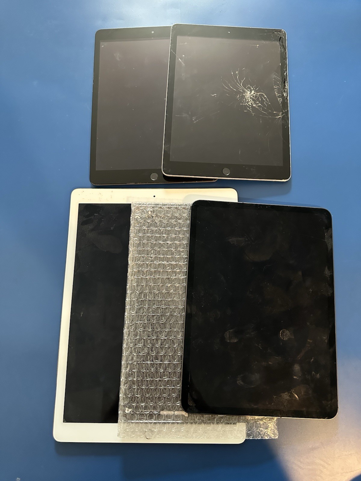Lot of 5 iPads - Various Models READ DESCRIPTION for Details