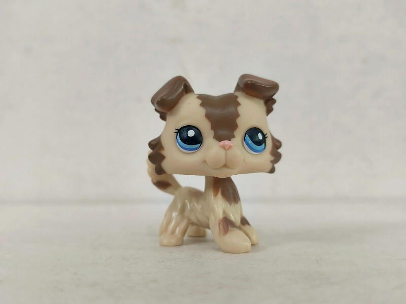 Littlest Pet Shop Toy Brown Yellow Collie Dog Blue Eyes LPS Collection #2210