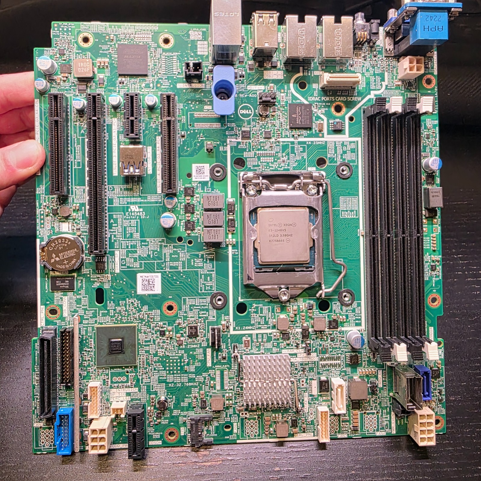 Genuine Dell Motherboard for Dell PowerEdge R330 Server with Xeon E3-1240V5