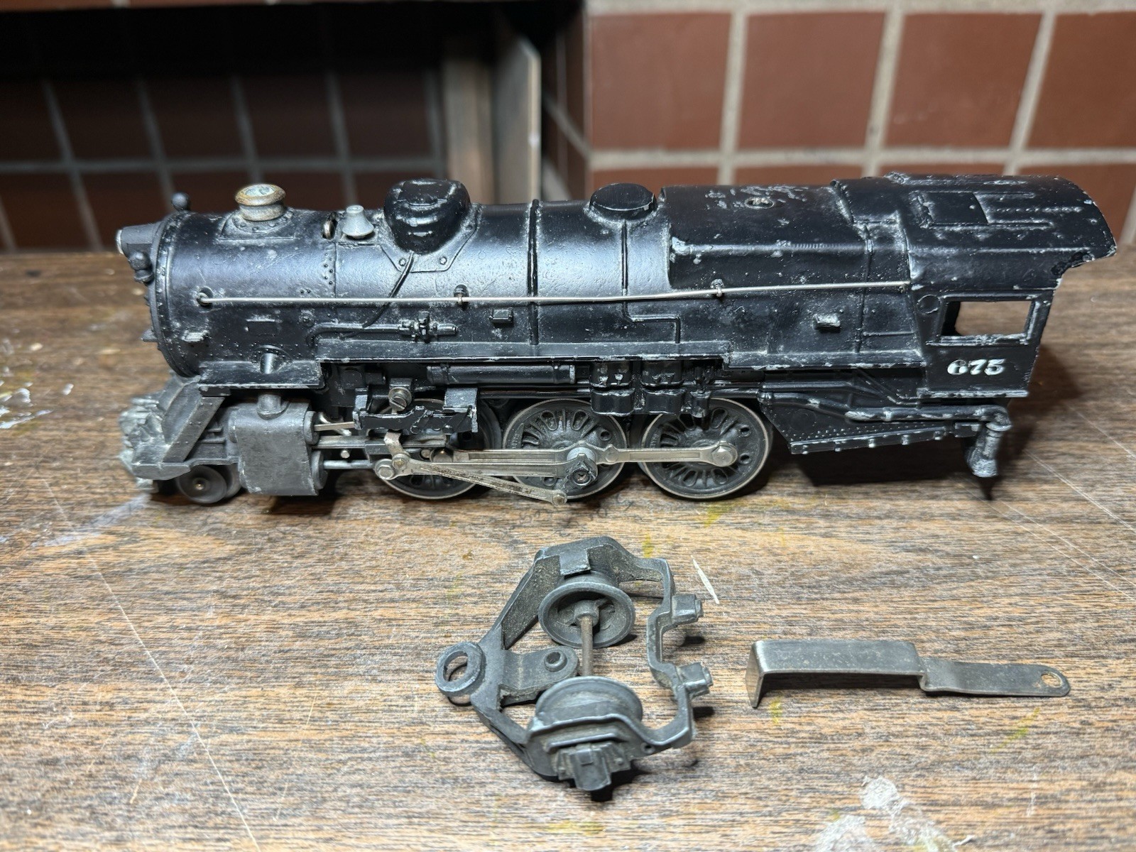 lionel 675 Postwar Steam Locomotive Runs