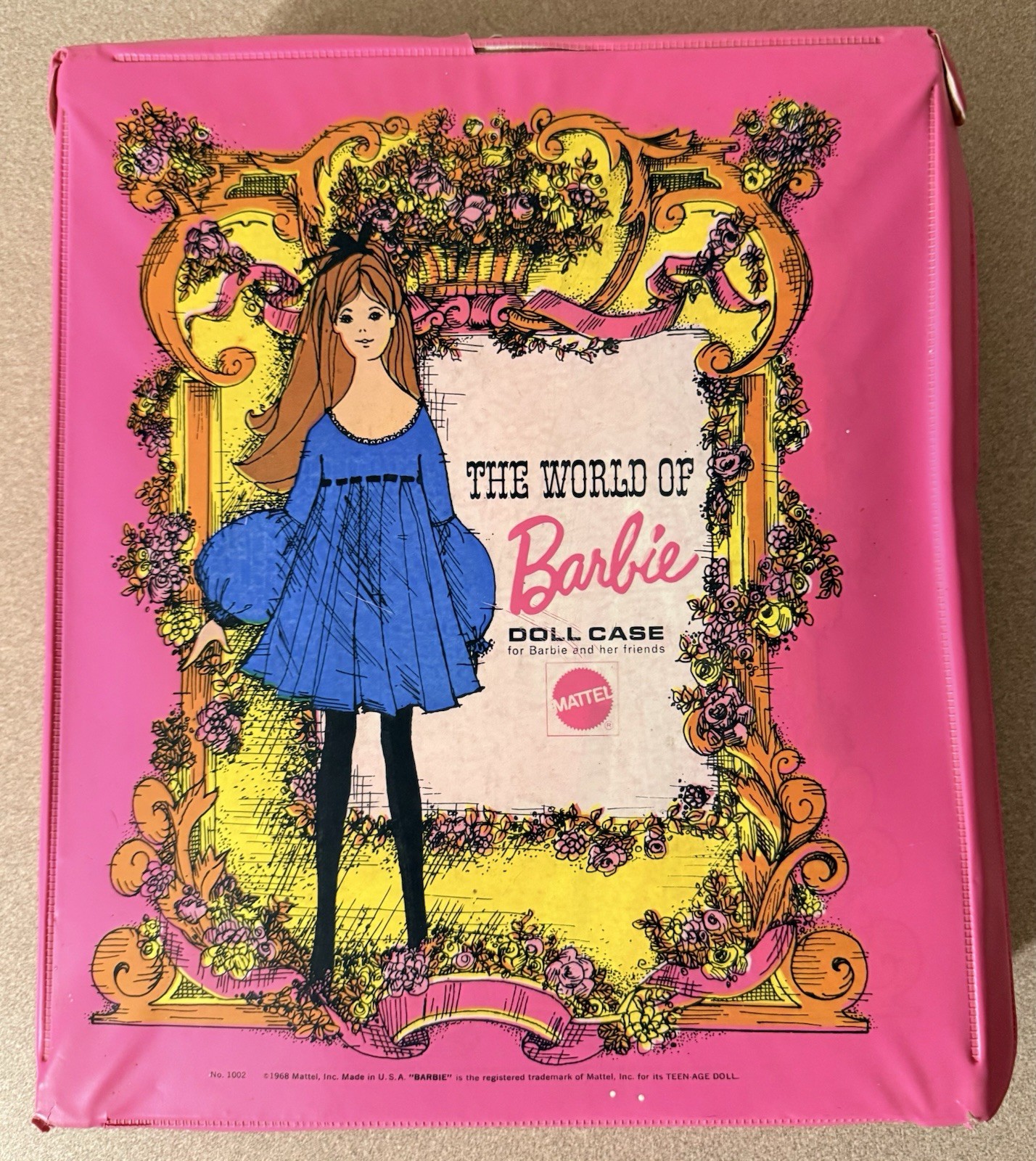 VTG Barbie 1968 The World Of Barbie Pink Case #1002 w/ Clothes & Accessories