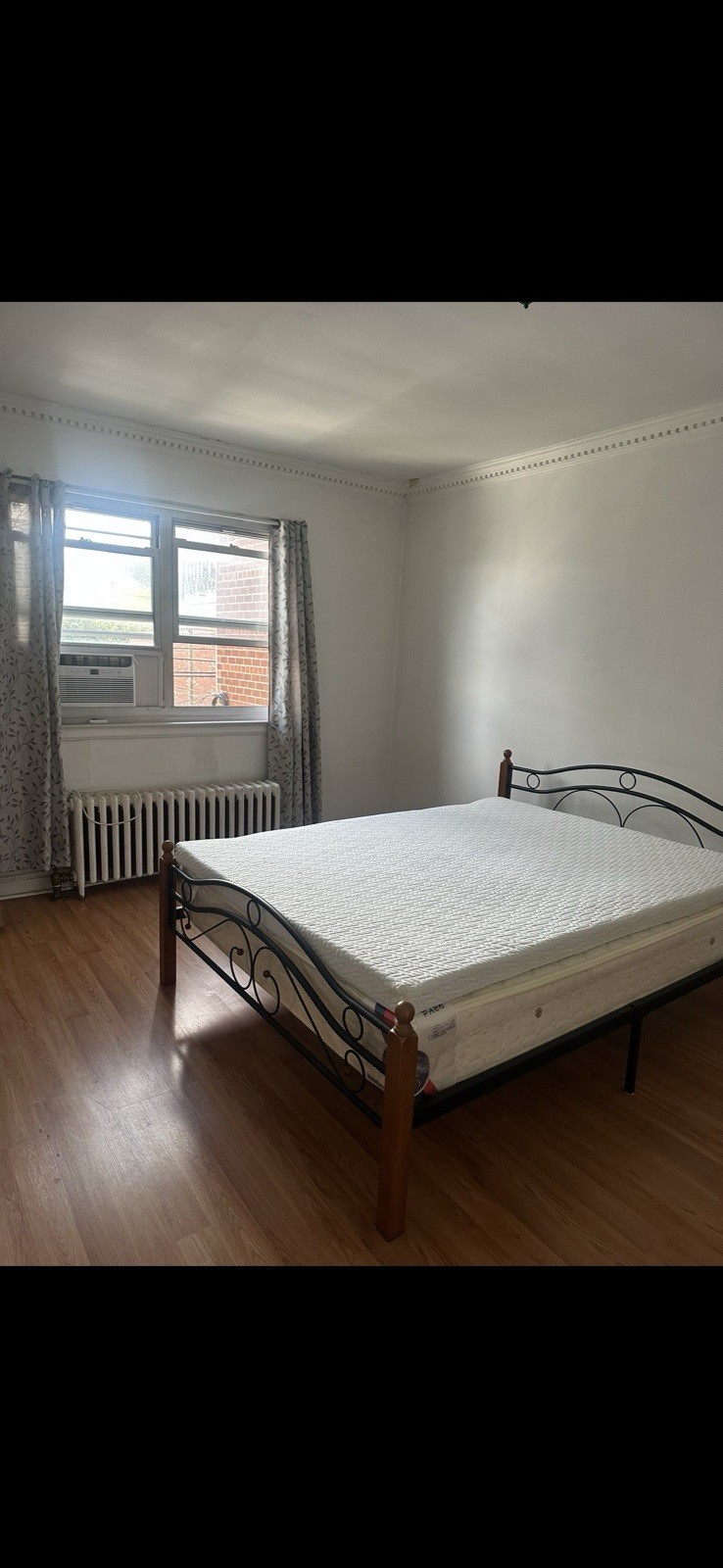 Spacious community 1 Bedroom in a Townhouse ready for you to move in.