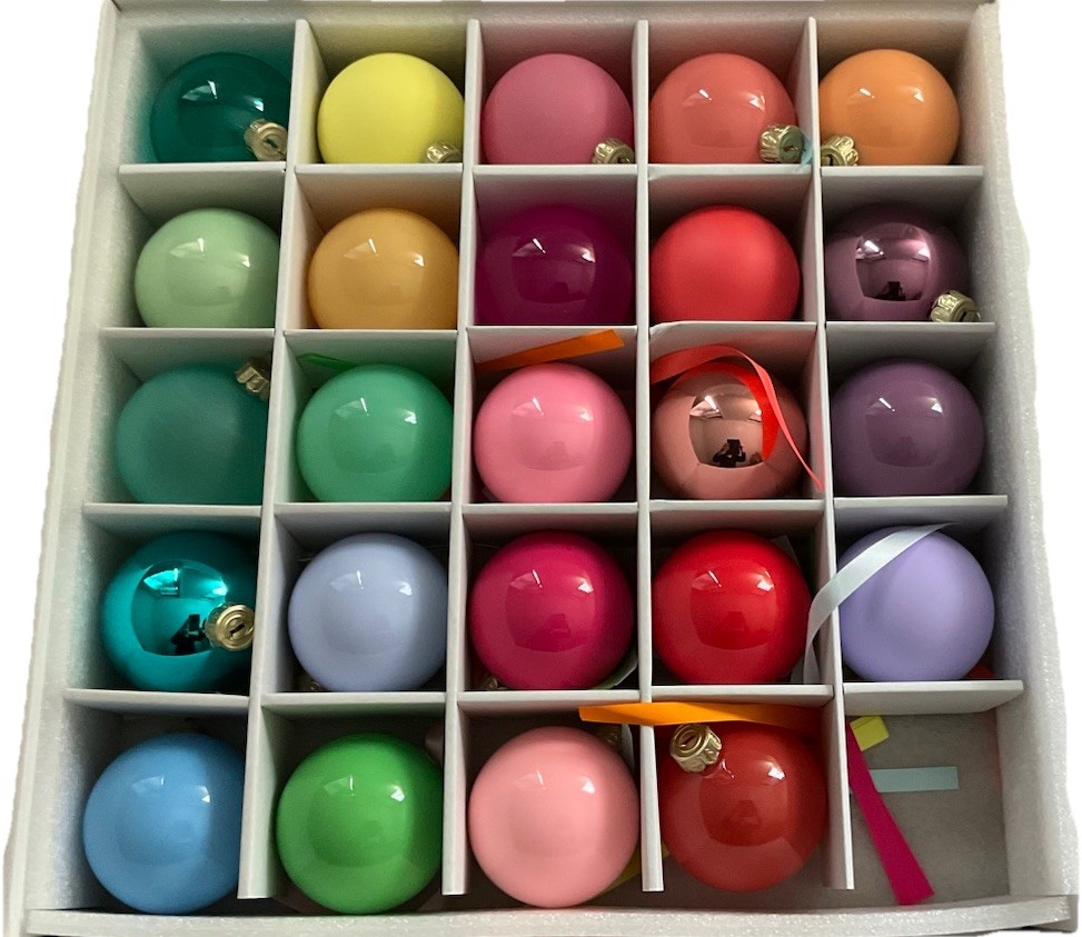 Anthropologie Good Cheer Baubles Set/24/One Missing Rainbow 3”Midi Ornaments NEW