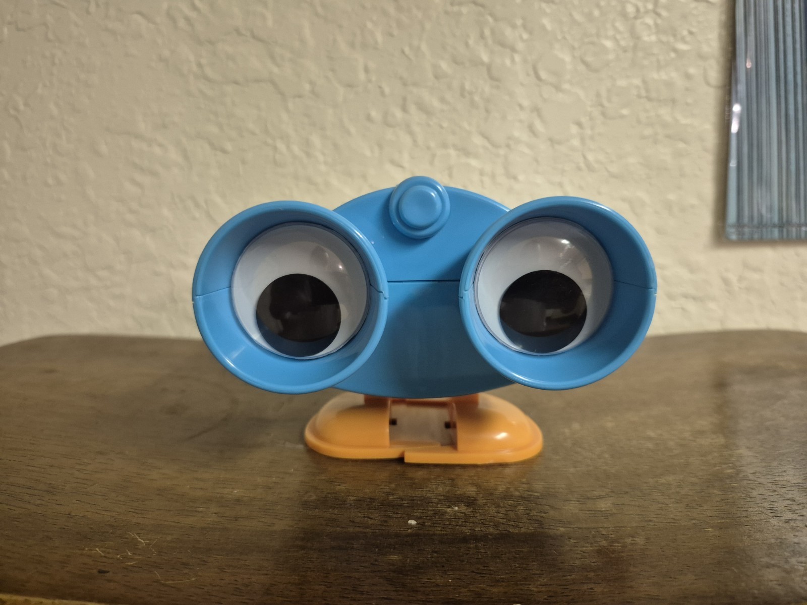 Toy Story Lenny Binoculars Toy Story On ice RARE replica in scale