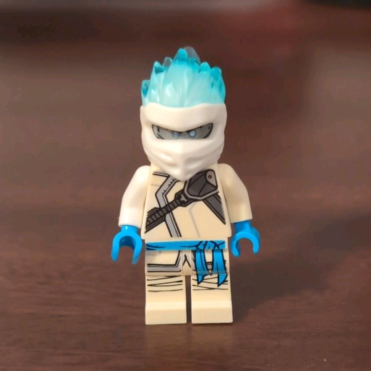 LEGO NINJAGO Zane Minifigure White Outfit Blue Hands Blue Hair Plastic 1 Piece
