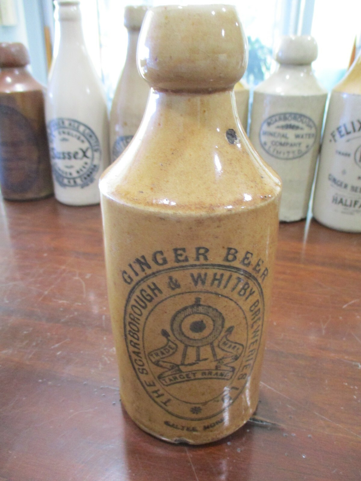THE SCARBOROUGH & WHITBY BREWERIES LD GINGER BEER STONEWARE BOTTLE GALTEE MORE