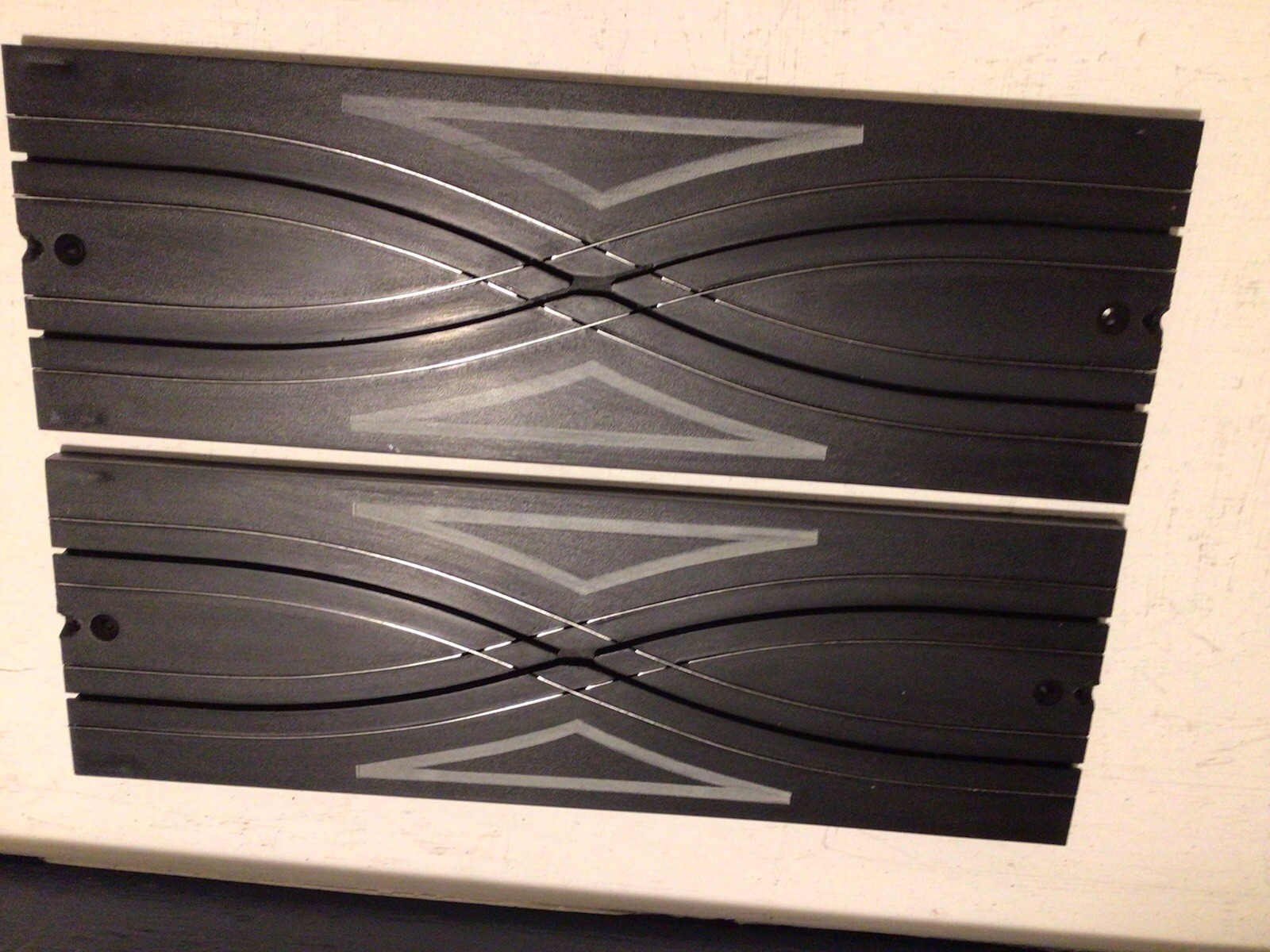 Aurora Model Motoring Crisscross Track 1524