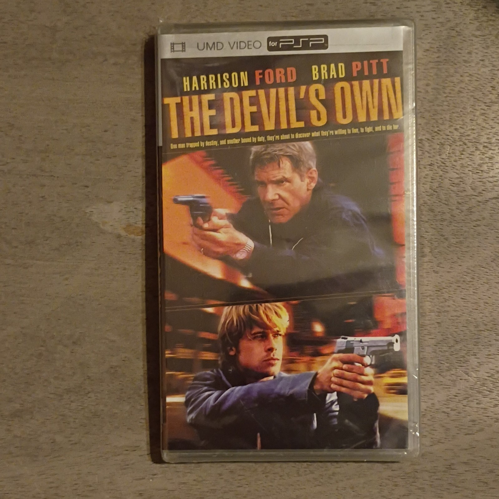 The Devil's Own UMD Video for PSP Harrison Ford Brad Pitt Drama Thriller