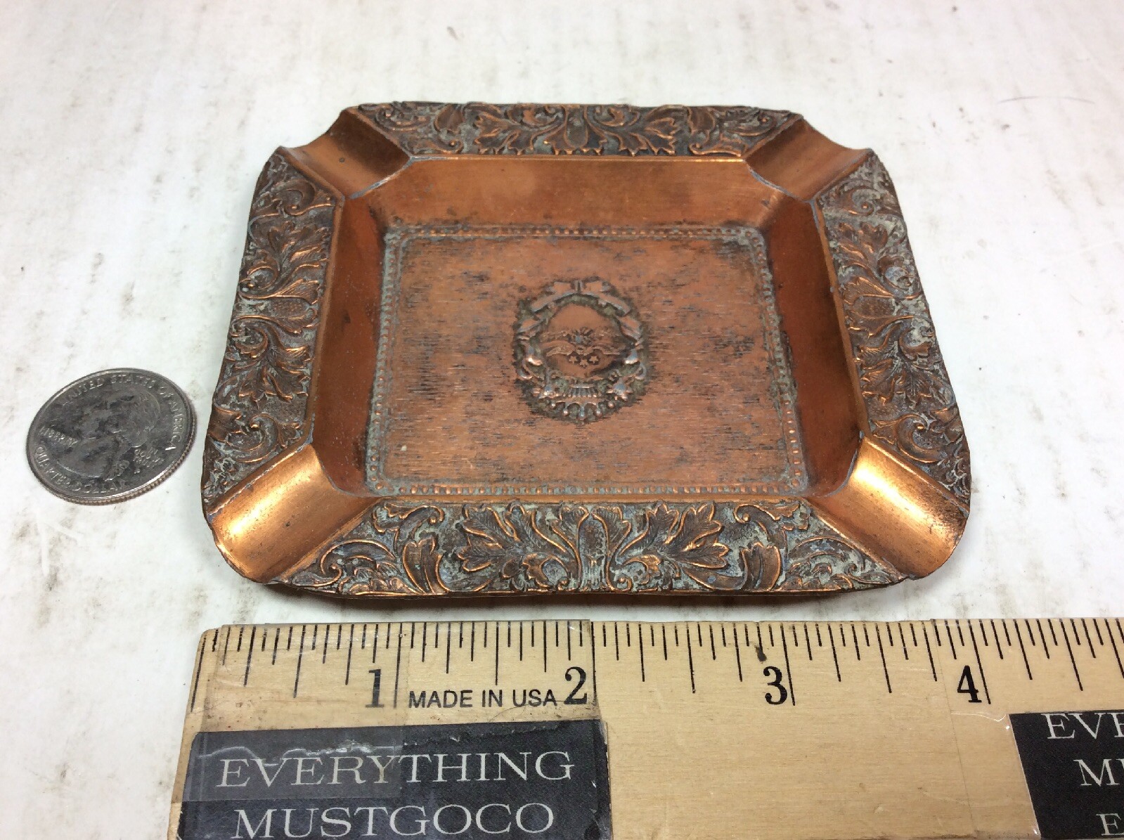 VTG COPPER EAGLE w/ RIBBON CROWN 3 STARS ACANTHUS LEAVES LEAF RIM ASHTRAY JAPAN