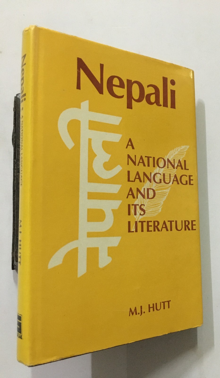 Hutt, Michael James: Nepali. A National Language And Its Literature. 1988. 252p.
