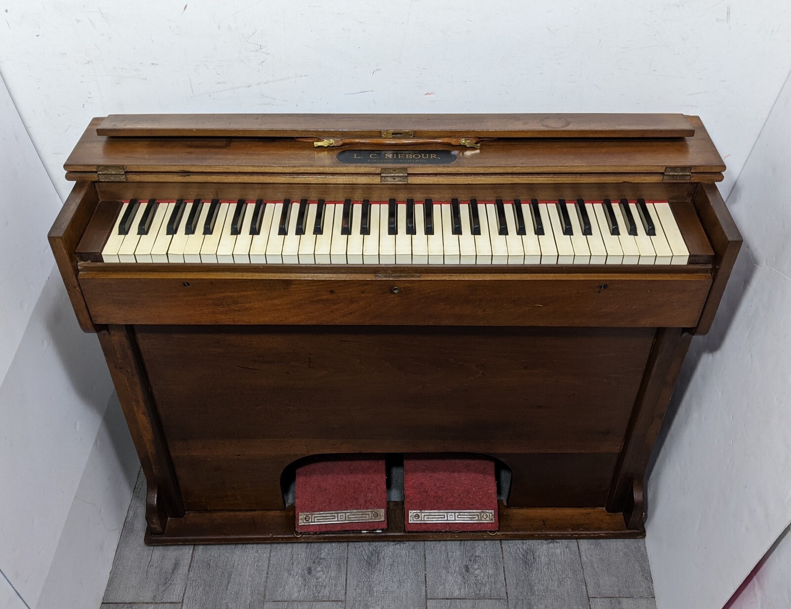Antique 19th Century L.C. Niebour Kingston On Thames English Wood Pump Organ LC