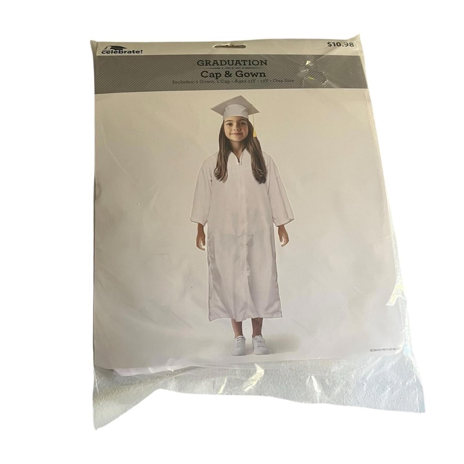 White Graduation Cap and Gown Set Sz 11-12Y (one size)