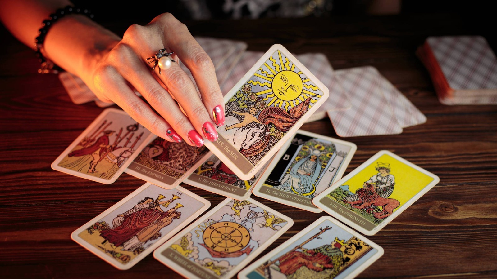 Tarot Reading 30 minute call unlimited questions Psychic Laura Bee