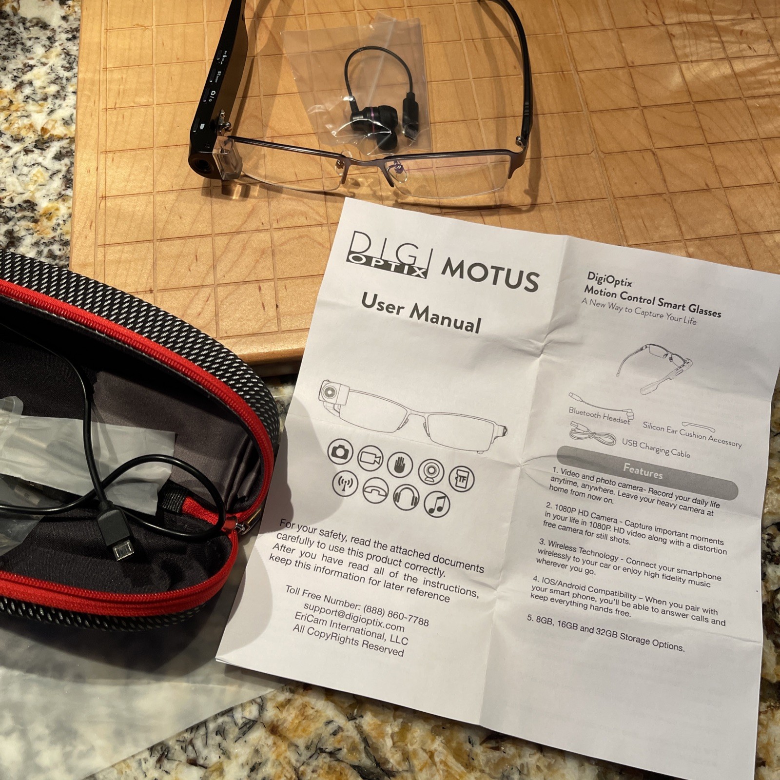 This Is 8 Megapixel Camera Smart Glasses That Can Connect to Your Smart Phone