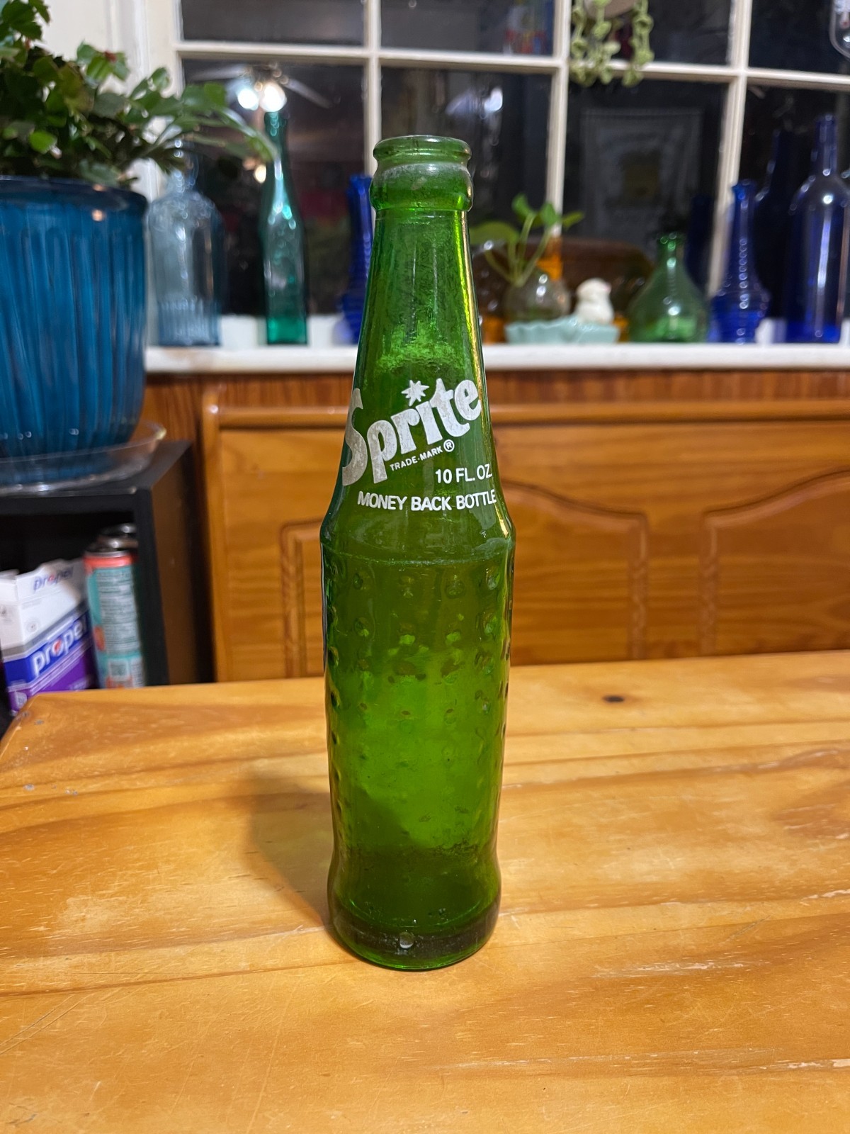 Vintage 1970s Sprite Glass Soda Bottle Green Money Back Bottle 10 FL OZ Pretty
