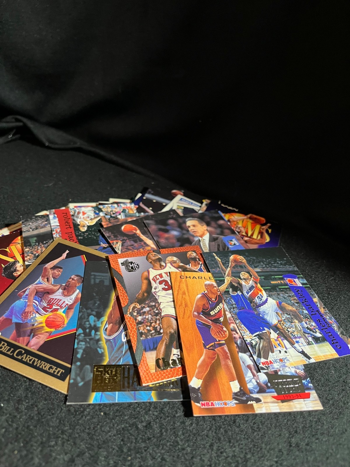 group of 30 basketball cards