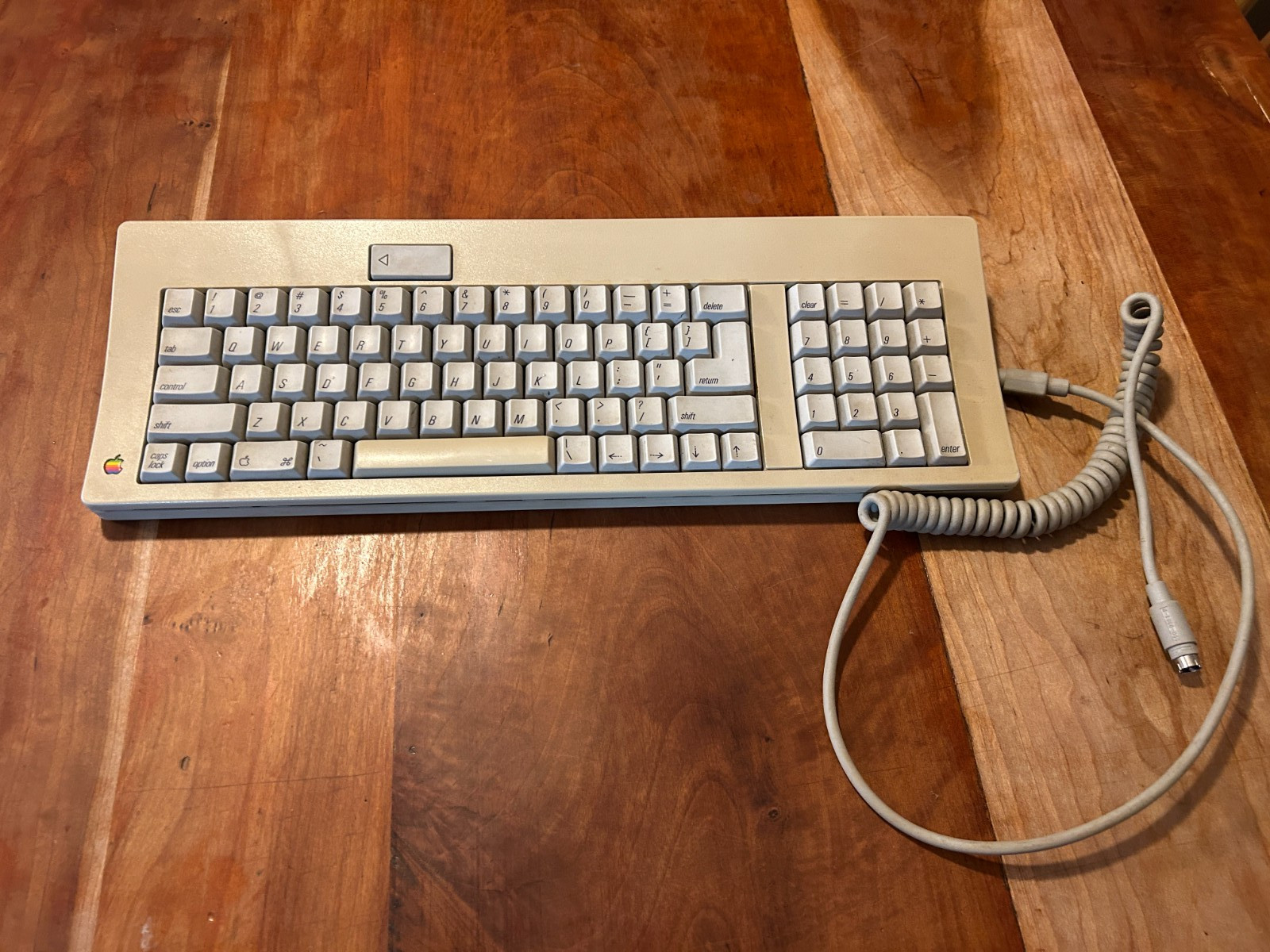 Vintage Apple M0116 Keyboard Macintosh Mac