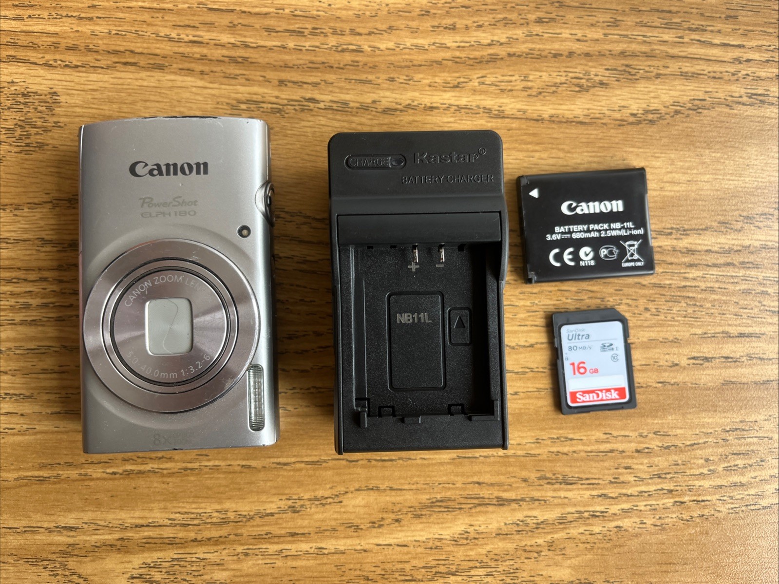Canon PowerShot ELPH 180 20MP Digital Camera - Silver - TESTED
