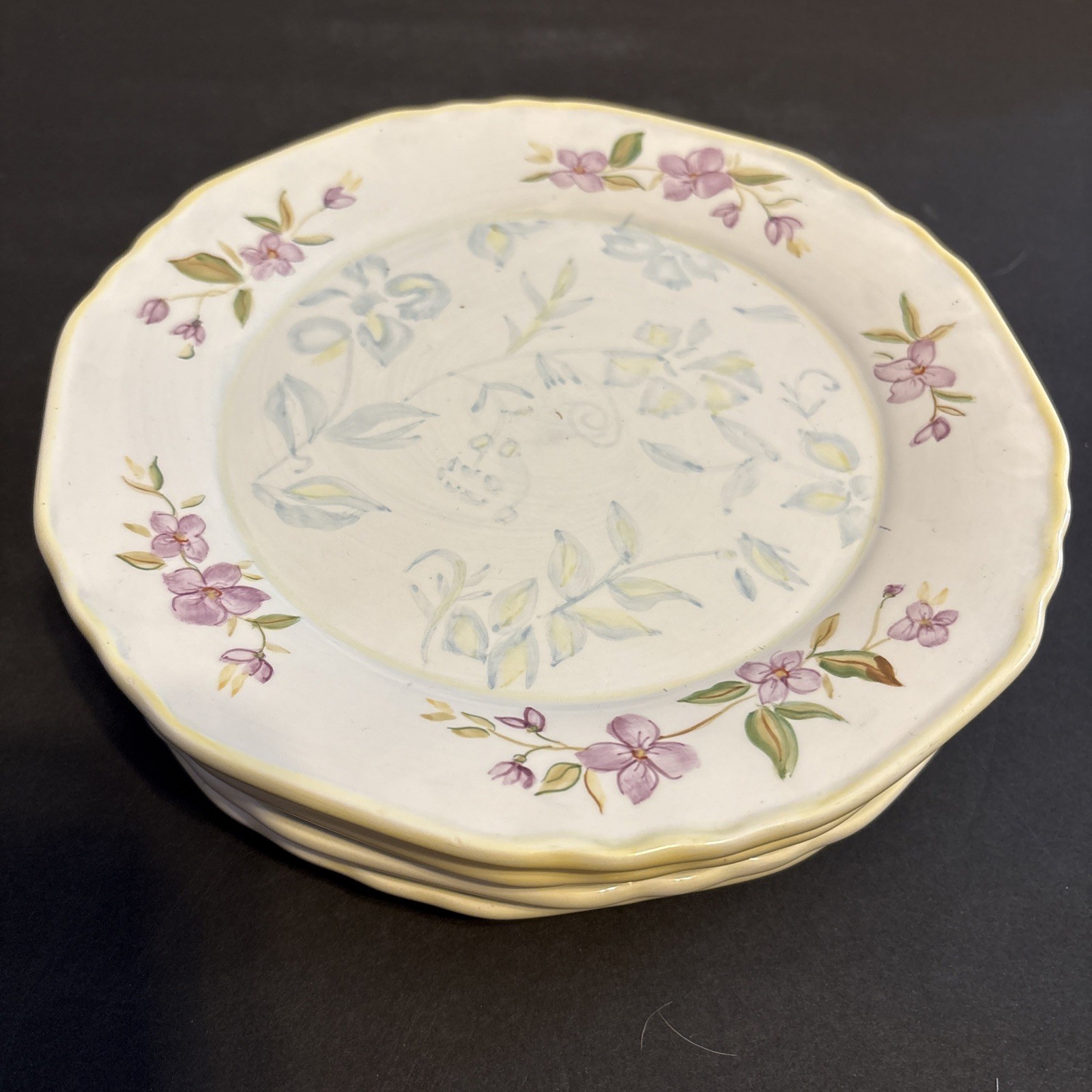 Set of 4 Tracy Porter Hand Painted 8.5" "Petal" Salad Dessert Plates