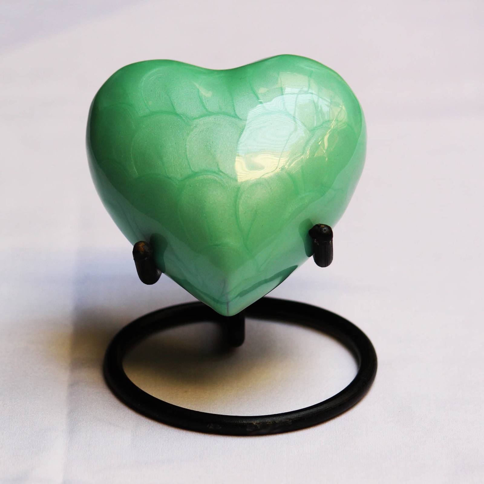 Heart Keepsake Urn for Human Ashes - High Gloss Cremation Urn with Stand and ...