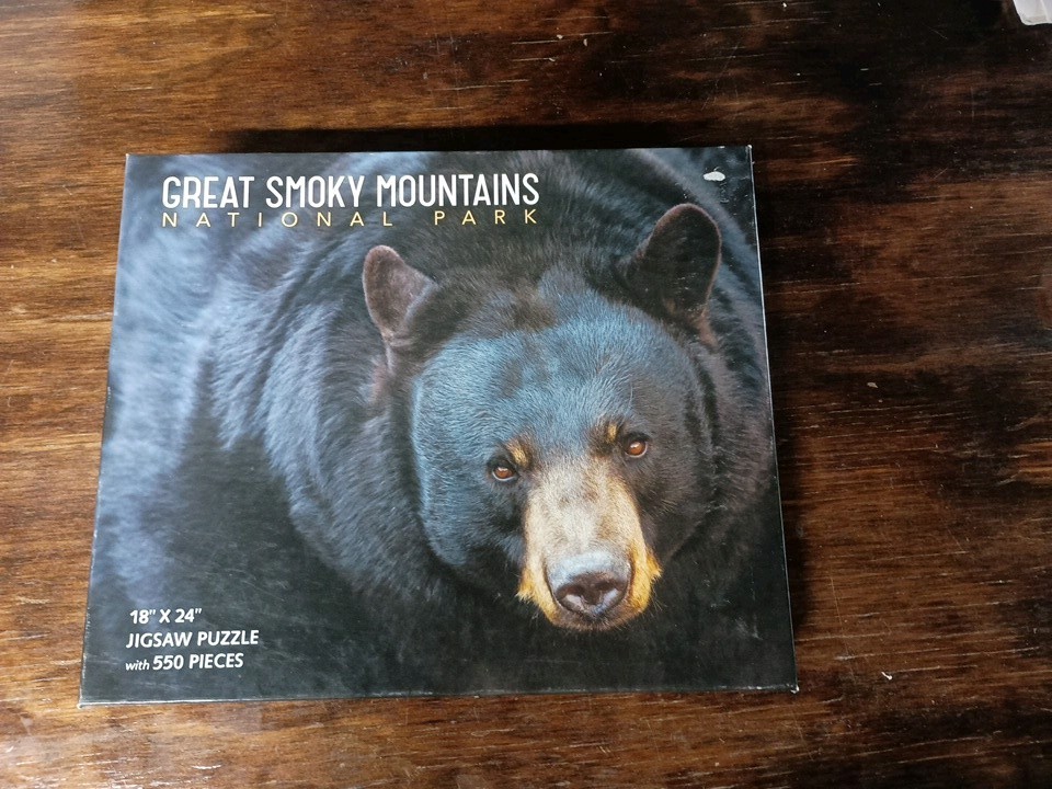 Great Smoky Mountains Black Bear jigsaw puzzle, 559 pieces, complete free ship