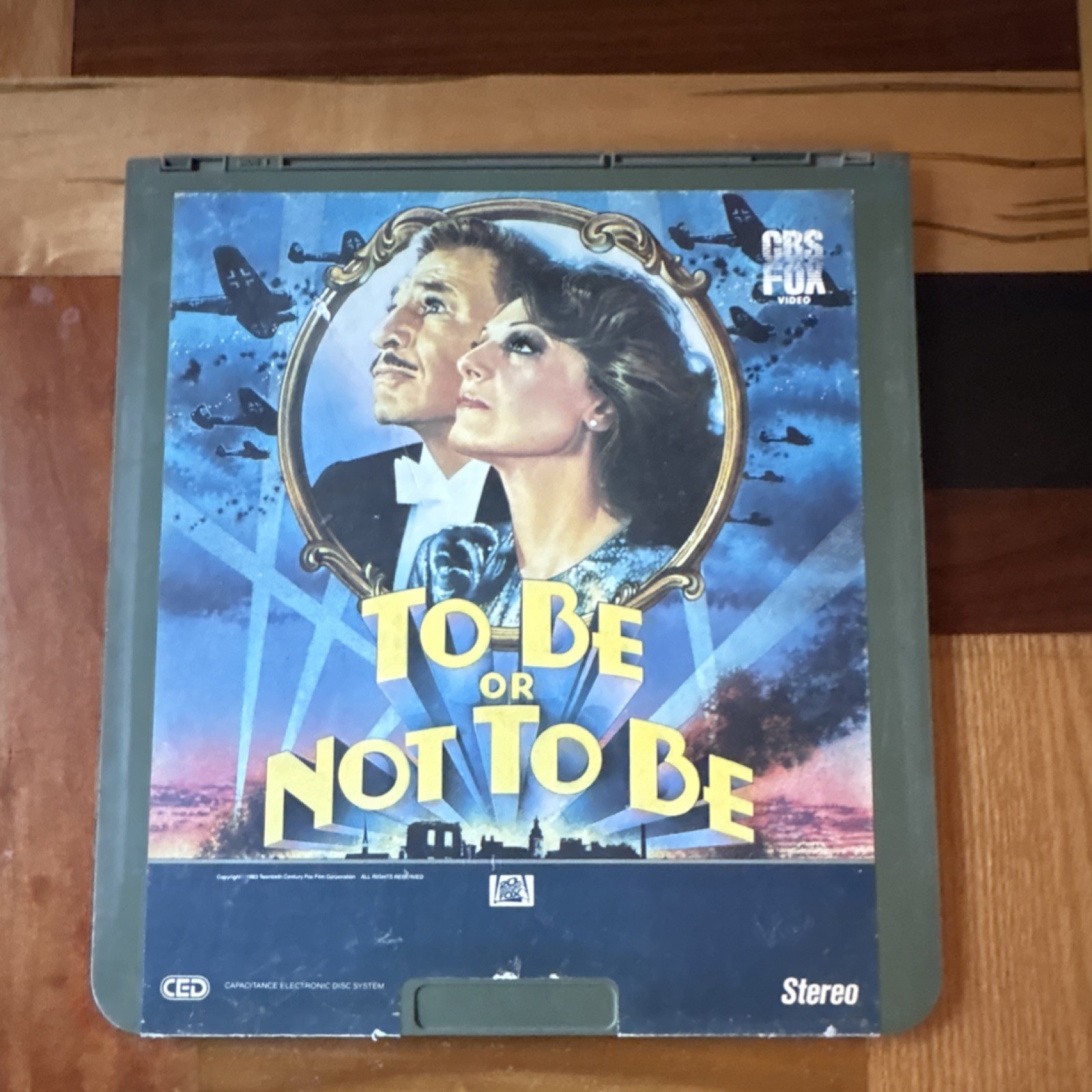 To Be or Not To Be Videodisc  1983 Stereo Mel Brooks Anne Bancroft Comedy Movie