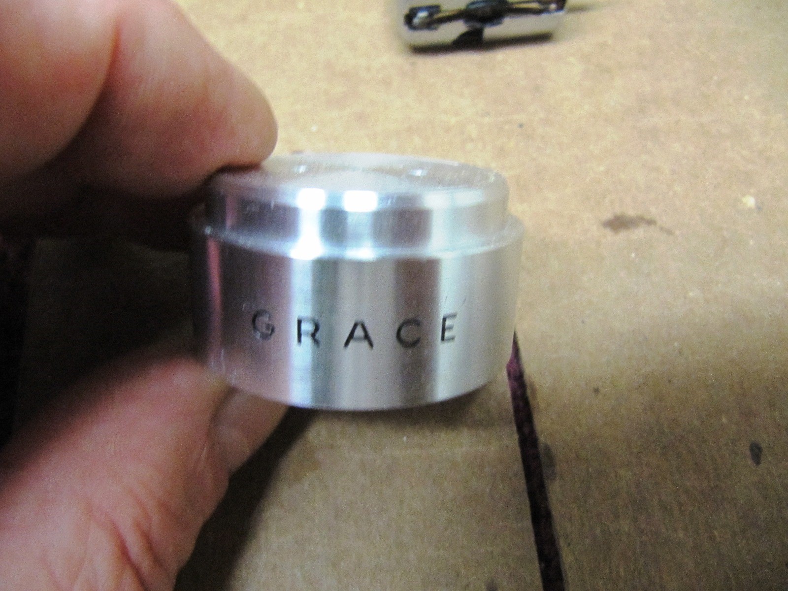 Original GRACE 45 RPM RECORD ADAPTER PUCK Adaptor turntable Aluminum 7" Singles
