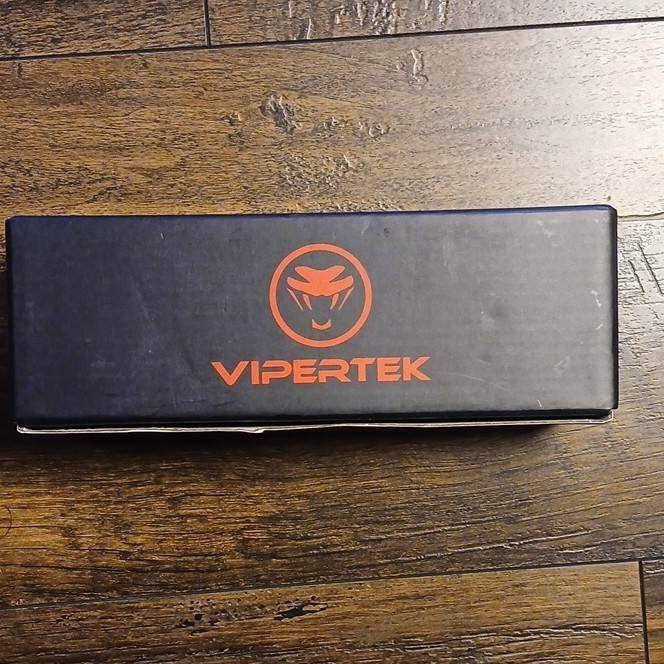 Vipertek VTS979 Pink Stun Gun with Flashlight Personal Security Device Brand New