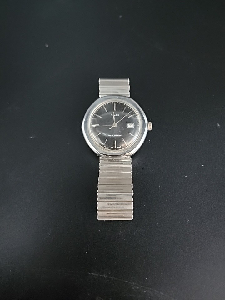 Vintage Timex Mens 37mm Watch Black Dial Date Silver Tone Stretch Manual Wind