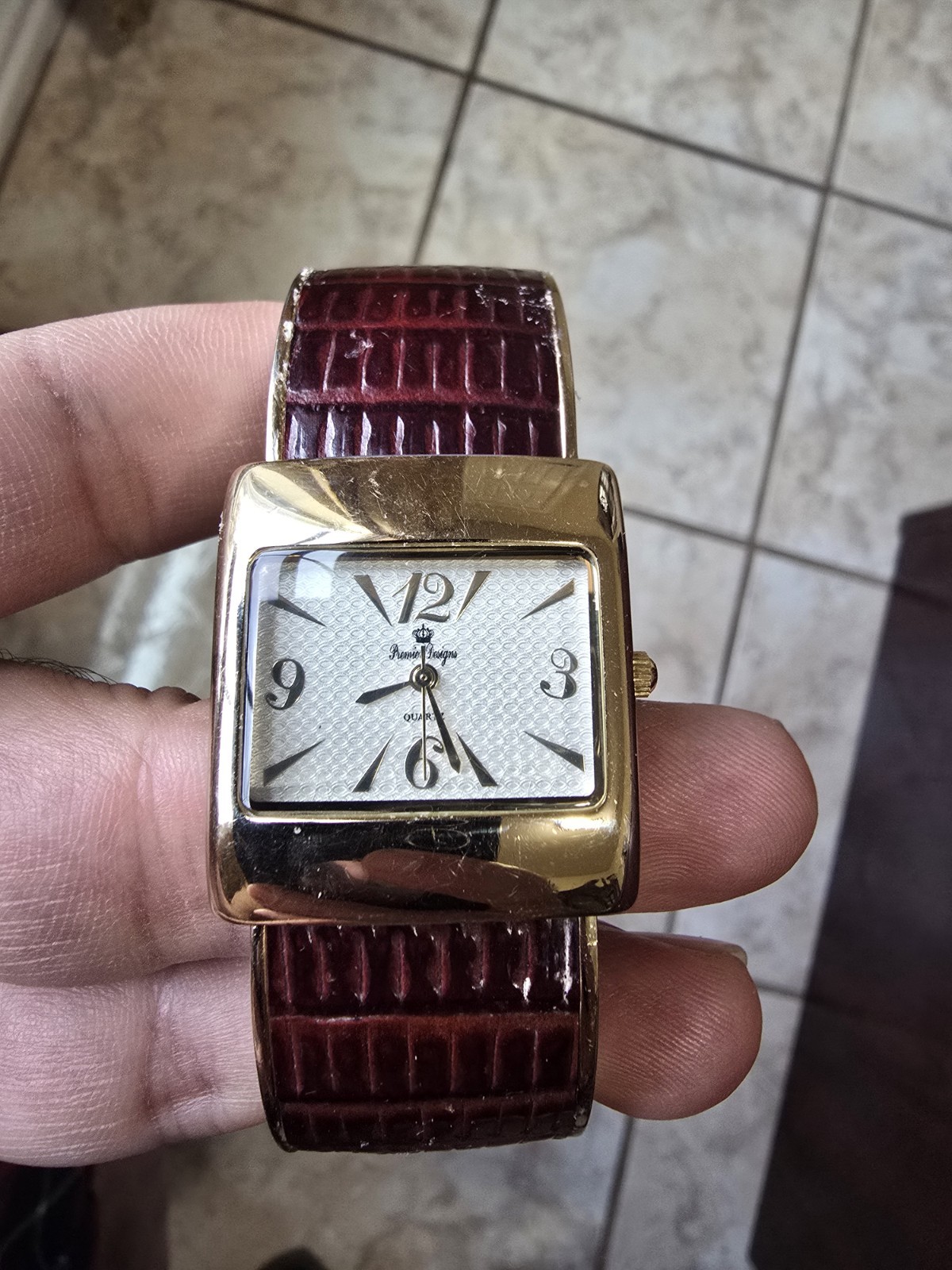 Premier Designs Watch Women 31mm Gold Tone Open Cuff Band New Battery Vintage