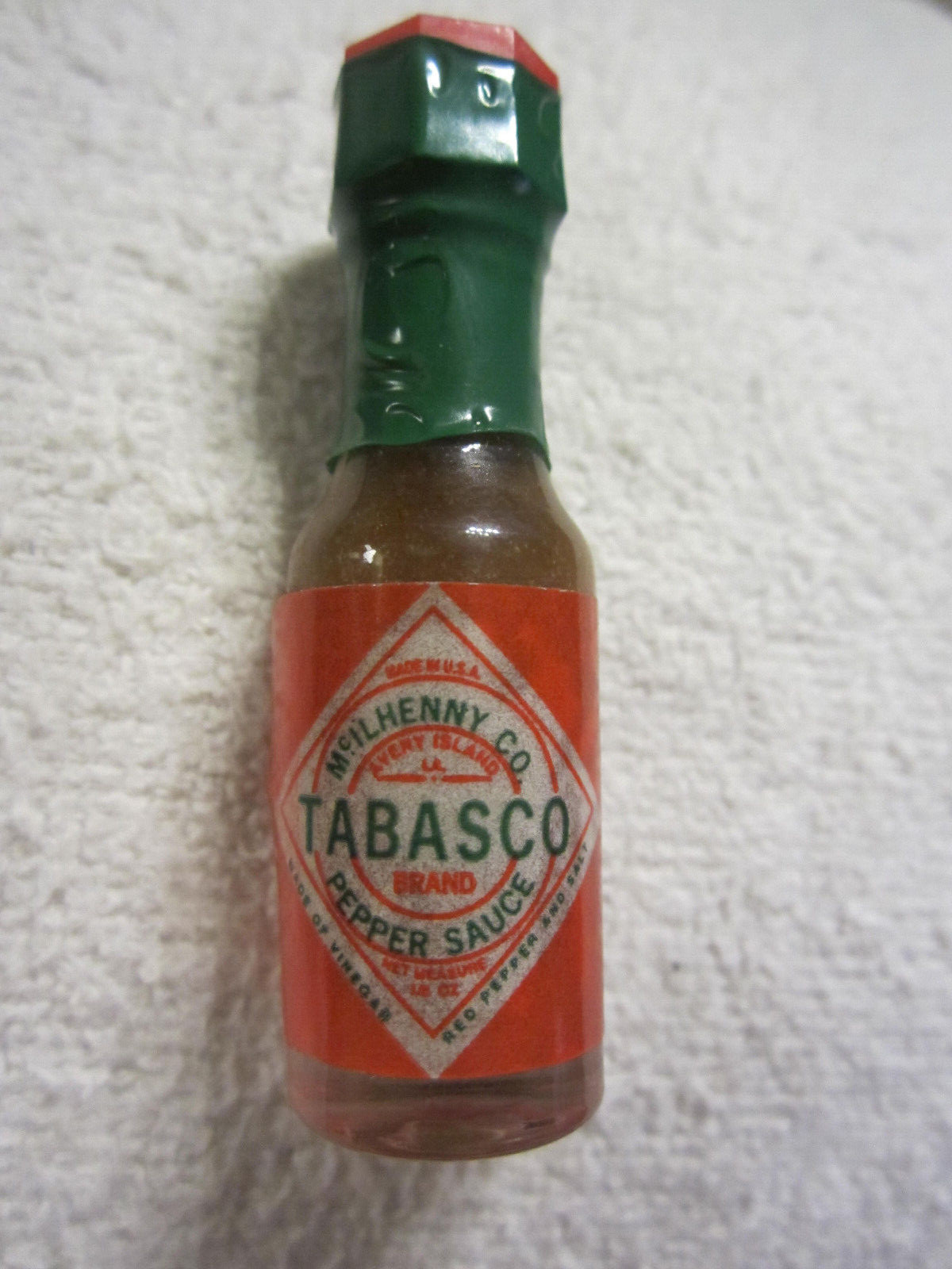 1 Atlantic City N.J Ballys Park Place Casino mini glass bottle Tabasco sauce VTG