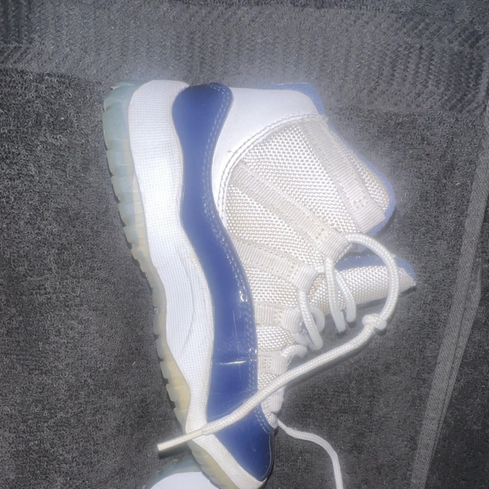 Jordan Air Jordan 11 Retro Legend Blue White Blue High Top Sneakers 378037-117