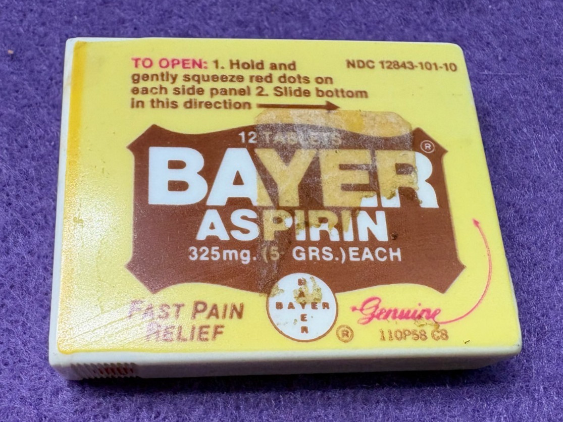 Vintage Bayer Aspirin Plastic Slide Pill Case Travel Purse EMPTY