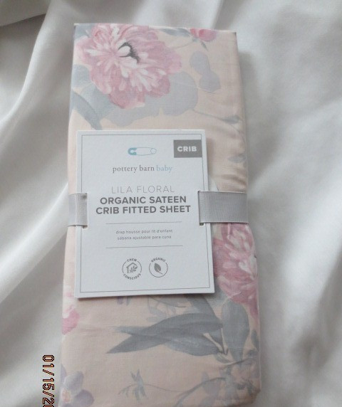 Pottery Barn Baby Lila Floral Crib Sheet Fitted NIP  BEAUTIFUL   EASTER TREAT