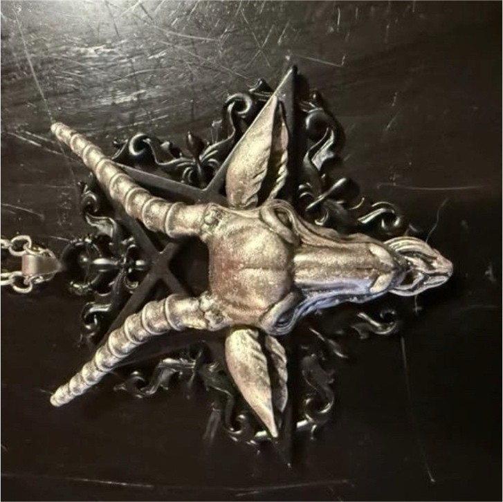 Killstar SOLD OUT Goat Head Pentagram Amulet Pendant Necklace Gothic Cable Chain