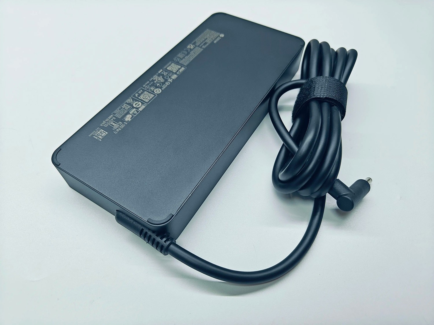 Original HP 330W 19.5V 16.92A Charger 4.5*3.0mm Tip Power Supply AC Adapter