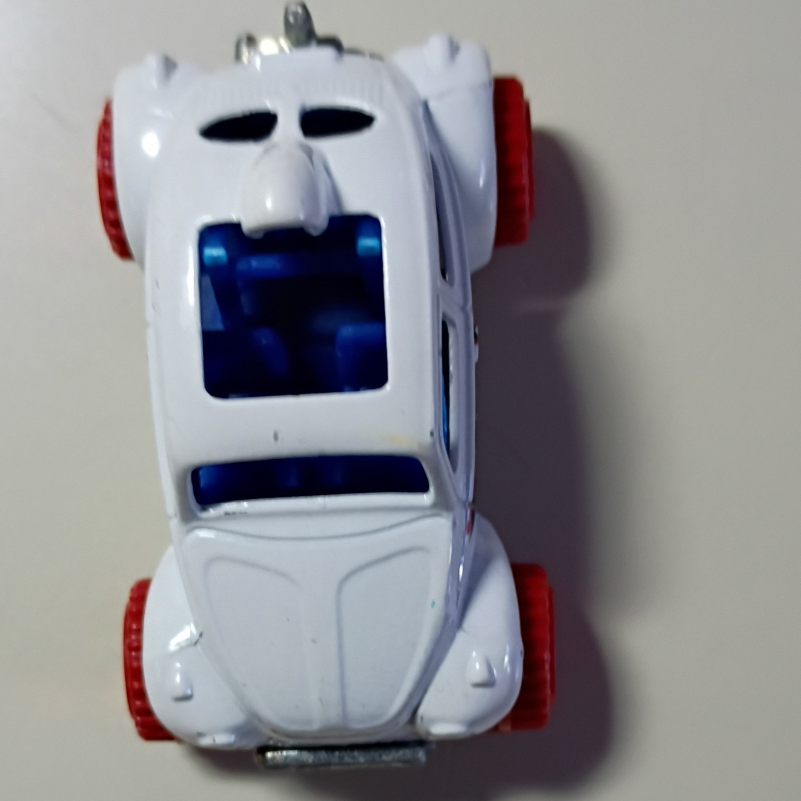 Hot Wheels Volkswagen VW Baja Bug 1:64 Diecast White Red Blue Stunt Team 1983