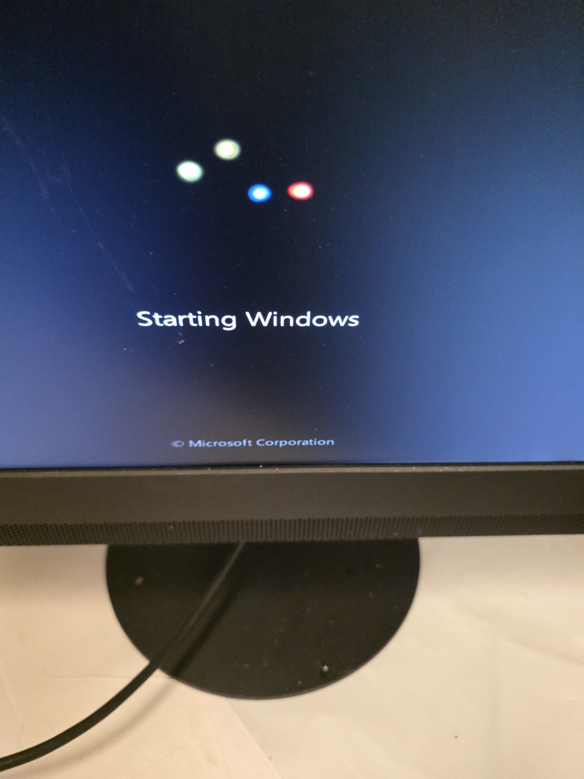 Lenovo ThinkCentre M800z All-In-One PC – Intel Core i7 – Windows 10 Pro